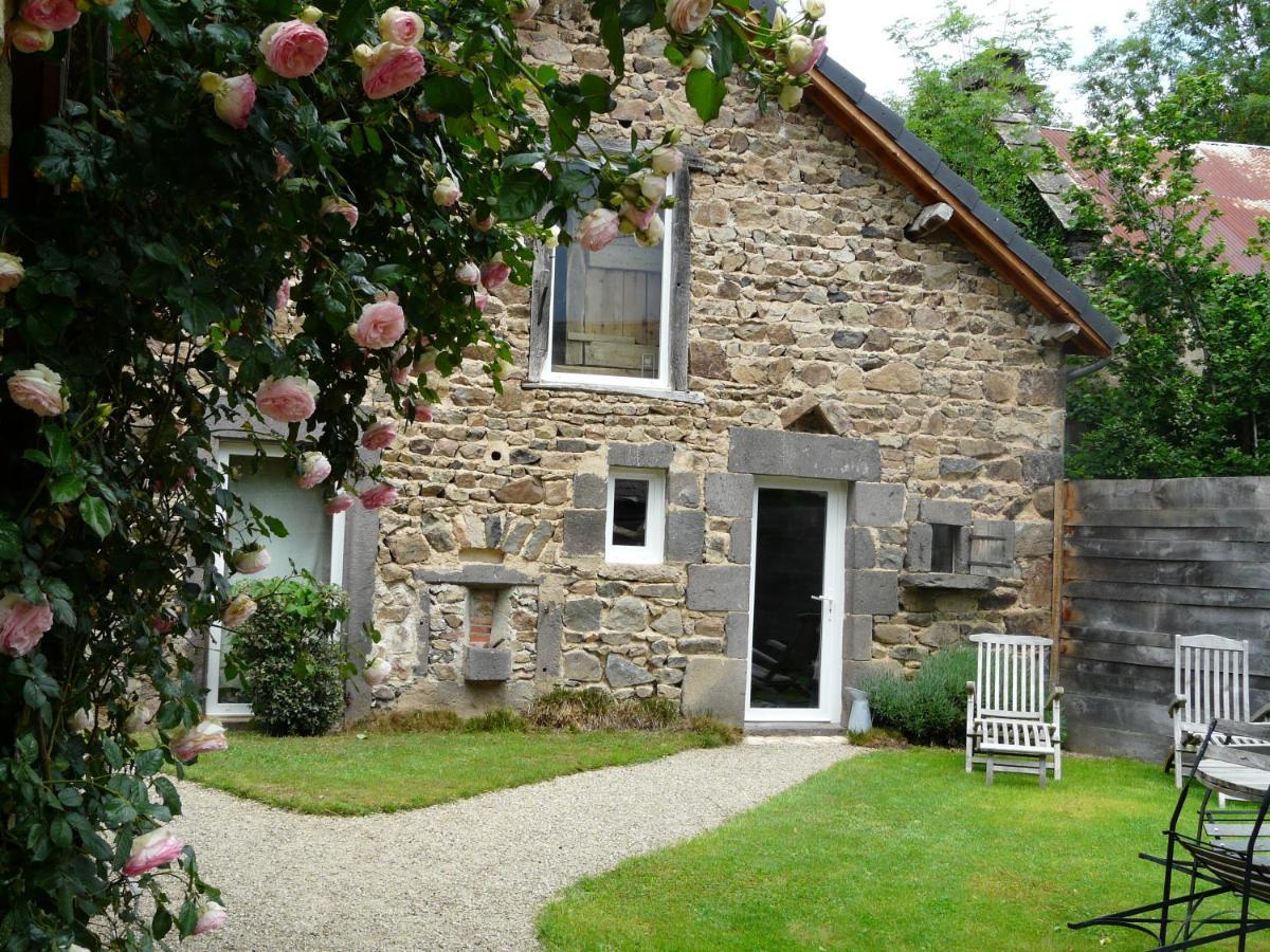 Suites De Campagne Les Eydieux, Petits Dejeuners Inclus Saint-Angel  Zewnętrze zdjęcie