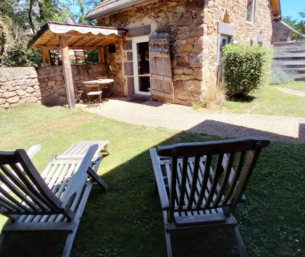Suites De Campagne Les Eydieux, Petits Dejeuners Inclus Saint-Angel  Zewnętrze zdjęcie